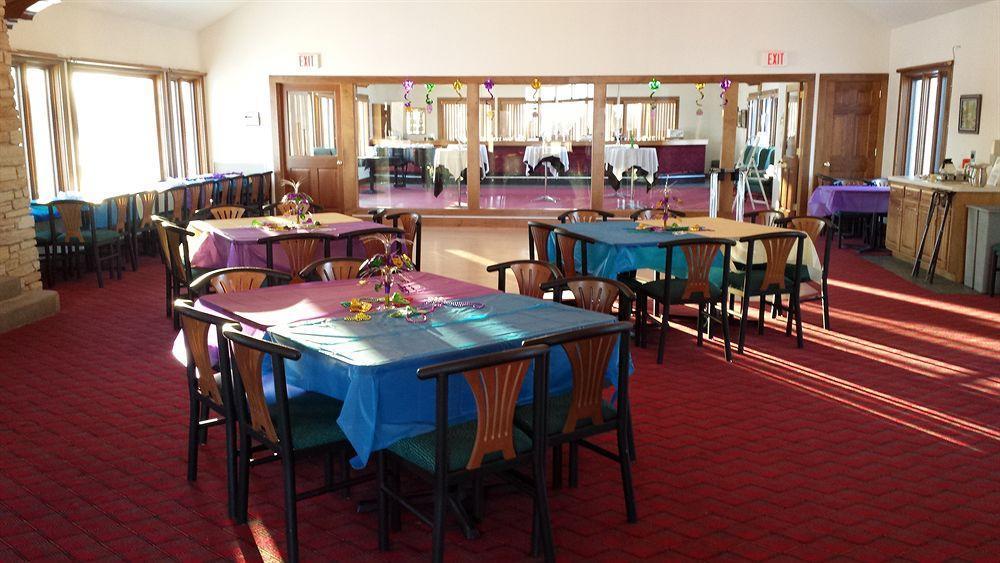 Maxwelton Braes Lodge & Golf Course Бейлис Харбър Екстериор снимка