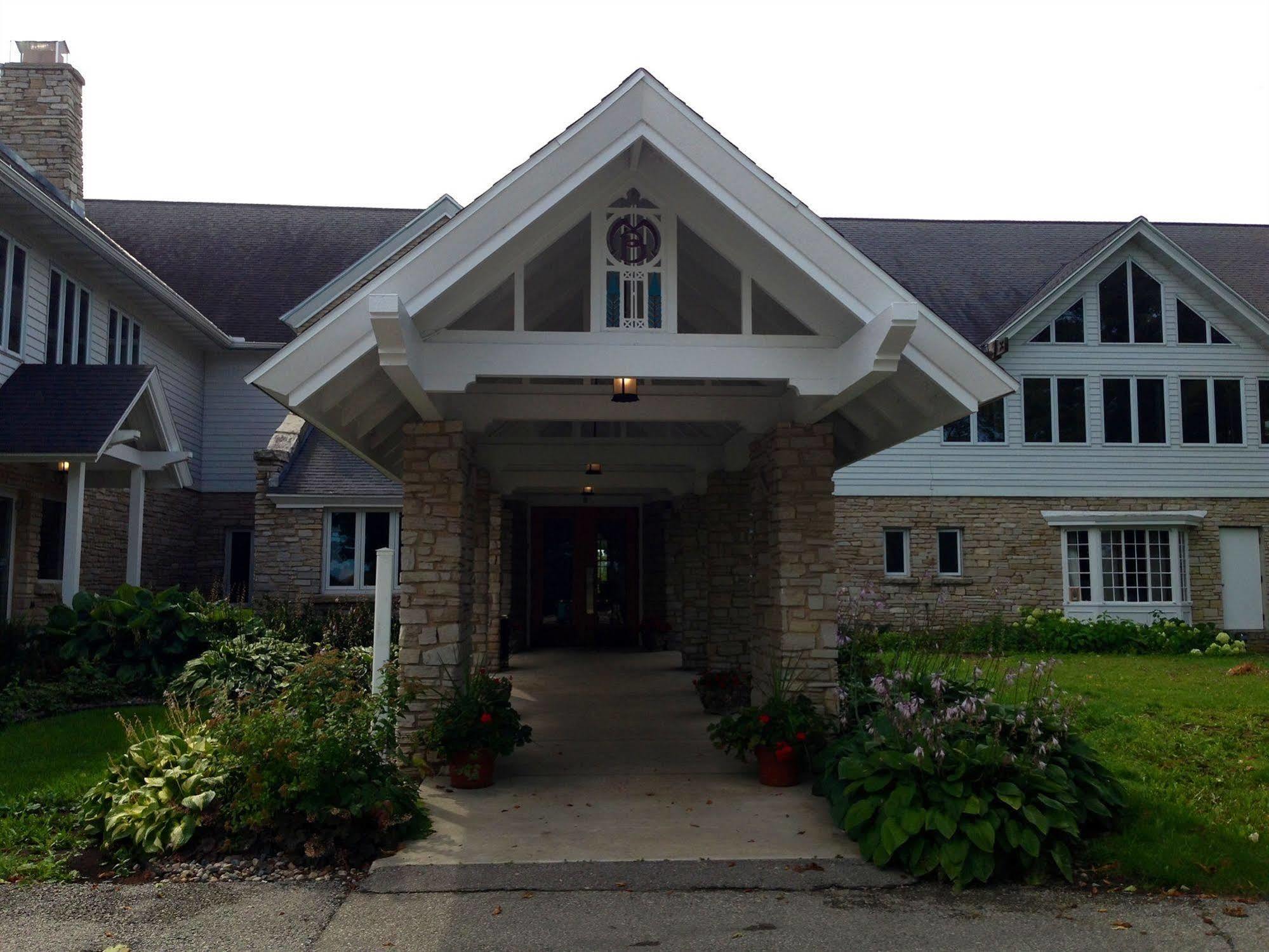 Maxwelton Braes Lodge & Golf Course Бейлис Харбър Екстериор снимка