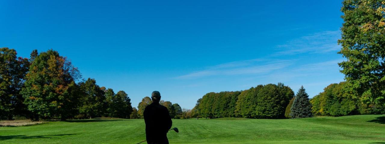 Maxwelton Braes Lodge & Golf Course Бейлис Харбър Екстериор снимка